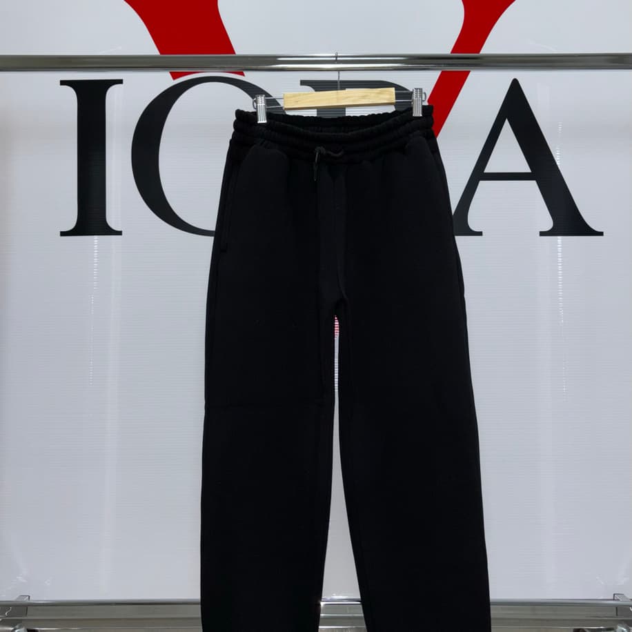 Viora Siyah Baggy Eşofman - Image 1